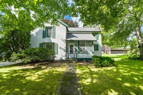 216 W Chart Street, Plainwell, MI 49080
