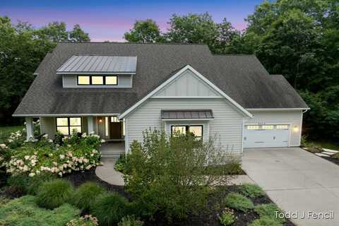 9400 Grange Avenue NE, Rockford, MI 49341