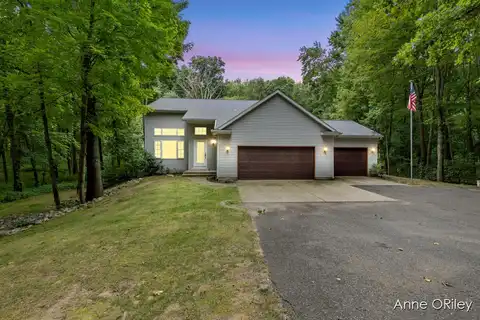 3705 Josie Lane, Middleville, MI 49333