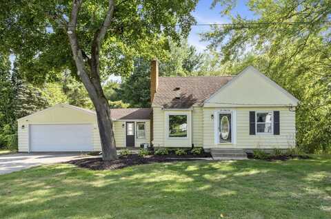 266 7 Mile Road NW, Comstock Park, MI 49321