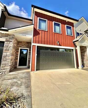 1442 Parkview Loop, South Bend, IN 46617