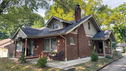 713 S Kickapoo Avenue, Springfield, MO 65804