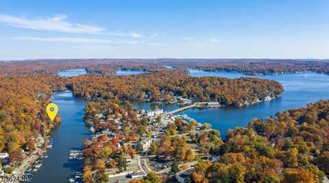 139 Hudson Ave, Hopatcong, NJ 07843