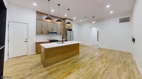 155 Midland Ave 2C, Kearny, NJ 07032