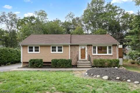 7 Hannah Rd, Oakland, NJ 07436