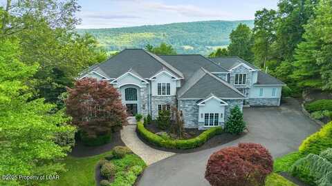 945 Lantern Hill Road, Shavertown, PA 18708