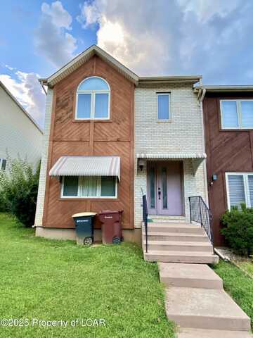 125 Cornerstone Place, Whitehall, PA 18052