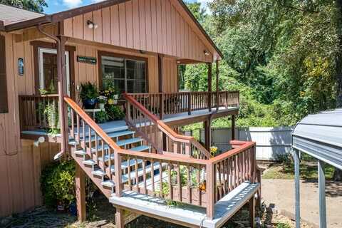 912 Wood Canyon Rd, Tool, TX 75143