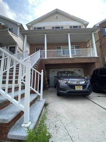 166 WEST 54TH ST, Bayonne, NJ 07002