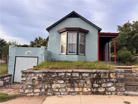 1124 Felix Street, Saint Joseph, MO 64501