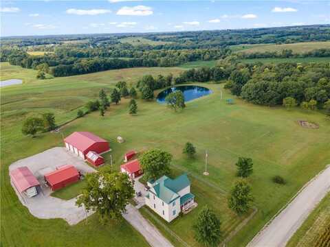 4558 Jefferson Drive, Hamilton, MO 64644