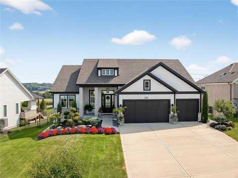 3811 W 158th Terrace, Overland Park, KS 66224