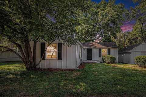 601 Deweese Street, Grandview, MO 64030