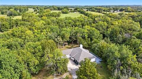 26770 W 226th Street, Spring Hill, KS 66083