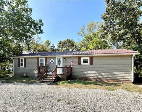 269 W Sugar Lake Drive, Mound City, KS 66056