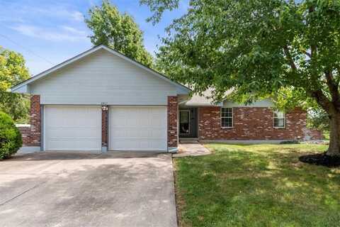 2407 S Owings Street, Oak Grove, MO 64075