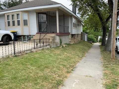 819 Monroe Avenue, Kansas City, MO 64124
