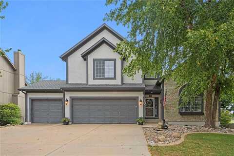 15525 S SUMMERTREE Lane, Olathe, KS 66062