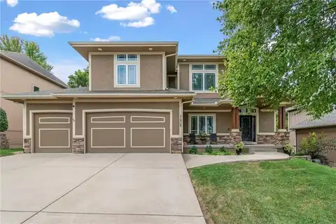 1408 NE Whitestone Drive, Lees Summit, MO 64086