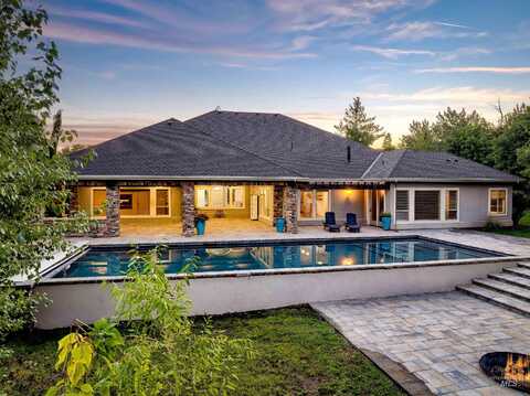 103 S. Alder Ln, Eagle, ID 83616
