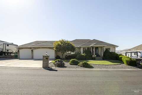 331 Reservoir Dr, Lewiston, ID 83501