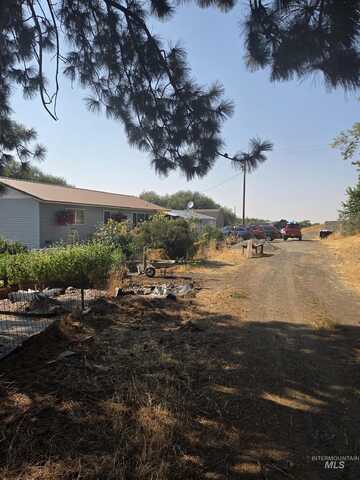 870 Dutch Flat Rd, Pomeroy, WA 99347