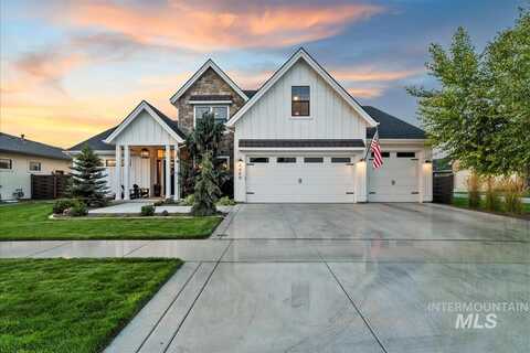 4468 W Highland Fall Dr, Meridian, ID 83646