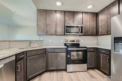 2435 Calais Dr, Longmont, CO 80504