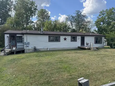 942 Munith Road, Jackson, MI 49201