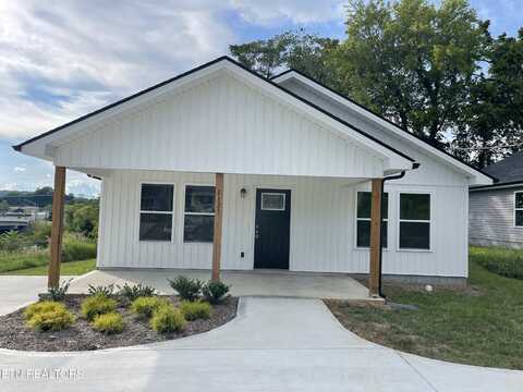 2121 Massachusetts Ave Ave, Knoxville, TN 37921