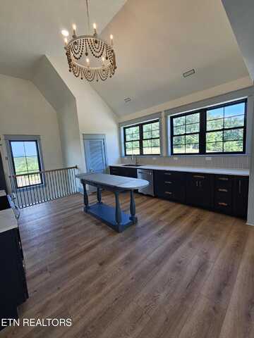 8510 Coppock Rd, Corryton, TN 37721