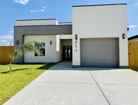 211 Lusitano Dr., Laredo, TX 78046