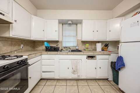 316 E Lucero Avenue, Las Cruces, NM 88001