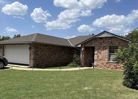 6211 NW Elm Ave, Lawton, OK 73505