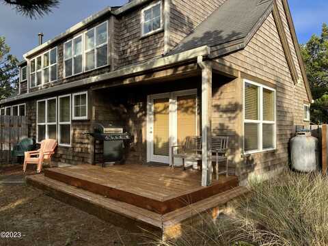 5940 Summerhouse Lane, Pacific City, OR 97135