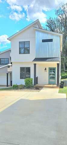2713 Rainbow Circle, Lynchburg, VA 24501