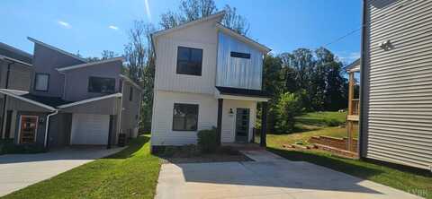 2713 Rainbow Circle, Lynchburg, VA 24501