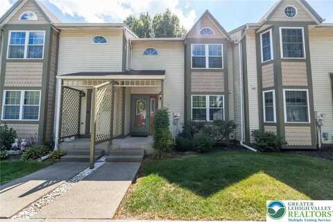 104 Franklin Court, Bethlehem, PA 18020