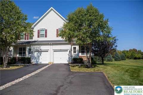 985 King Way, Macungie, PA 18031