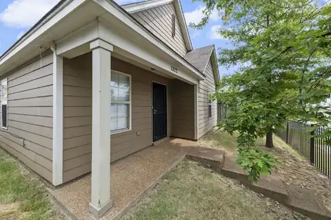 1322 LARKIN, Memphis, TN 38104