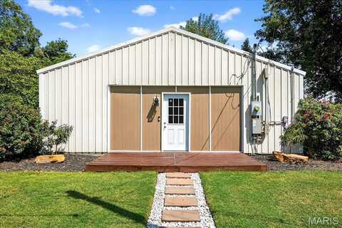 9 E Church Street, Lenzburg, IL 62255
