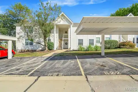 822 Sugar Valley Court, Saint Peters, MO 63376