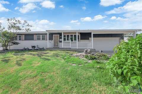 1305 Night Drive, Florissant, MO 63031