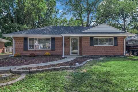 940 Harrison Street, Florissant, MO 63031