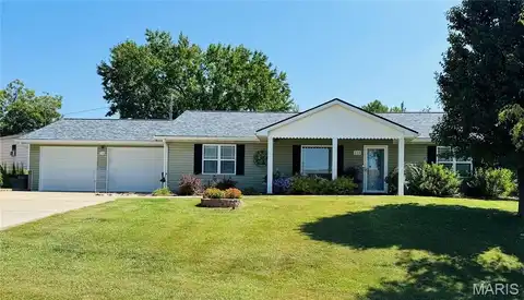112 Stone Ridge Drive, Hannibal, MO 63401