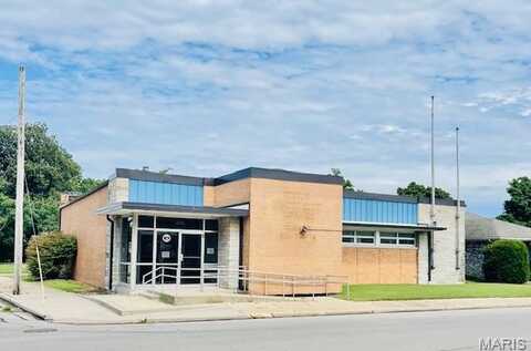 202 S Kingshighway Street, Sikeston, MO 63801