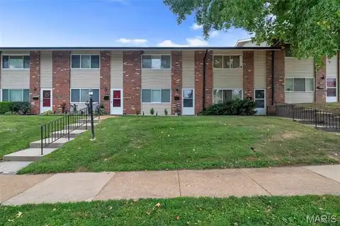 9070 Villaridge Court, Saint Louis, MO 63123