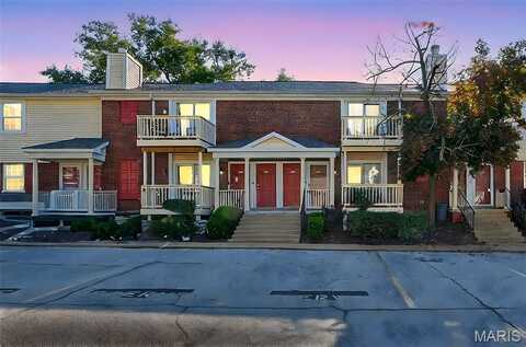 9011 N Swan Circle, Brentwood, MO 63144