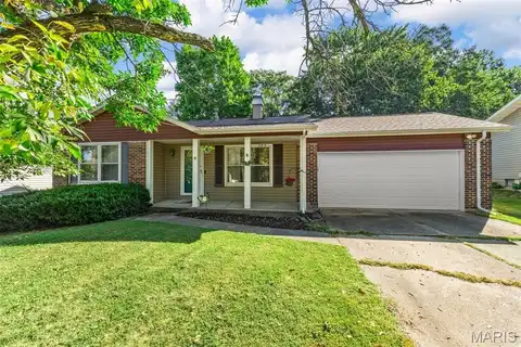 5 Cedarwood Court, Saint Peters, MO 63376