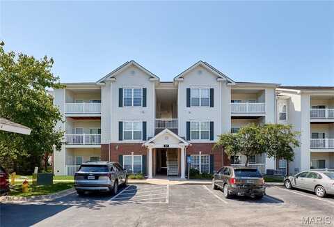 37 Kassebaum Lane, Saint Louis, MO 63129